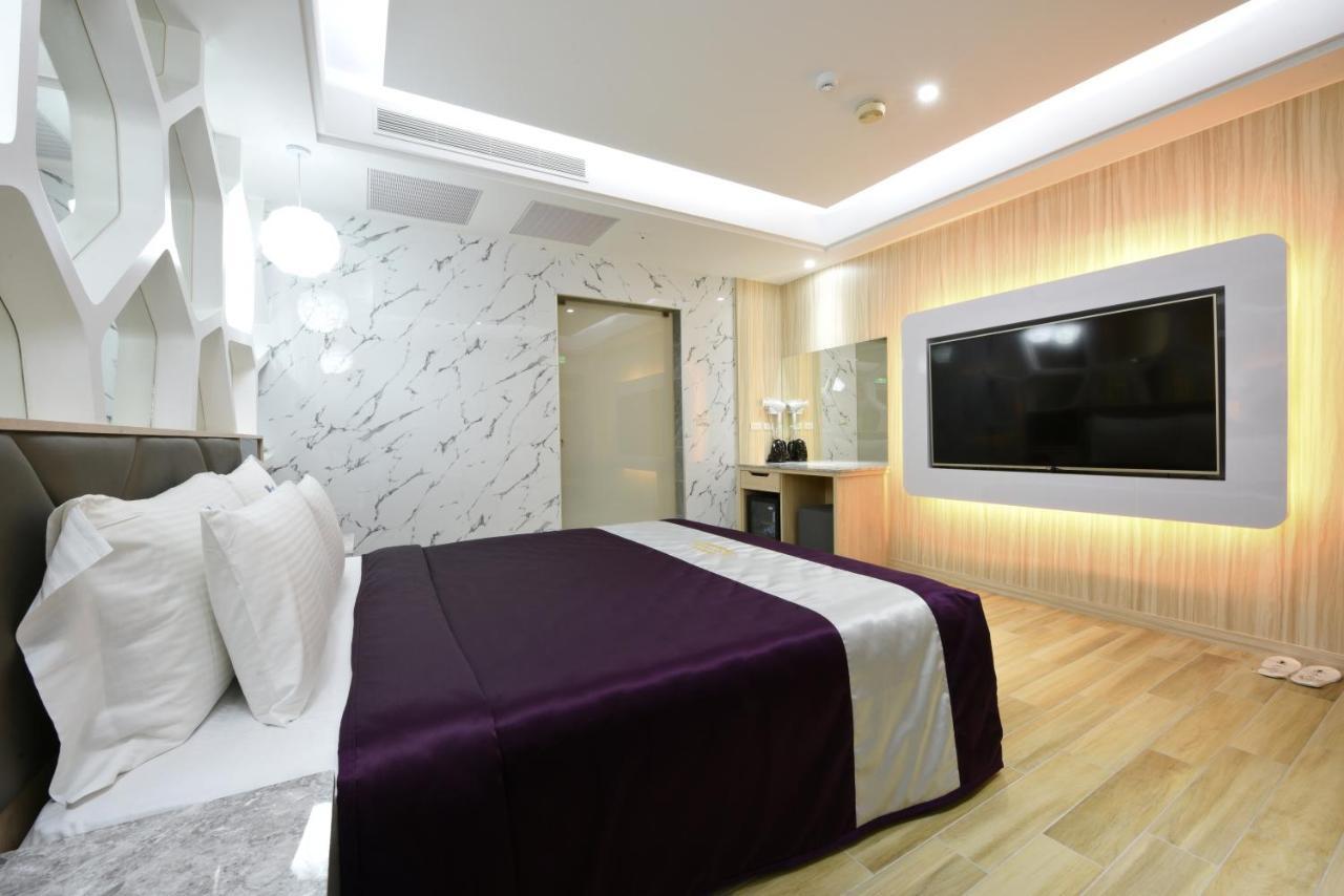 W3 Motel Luzhu Екстер'єр фото