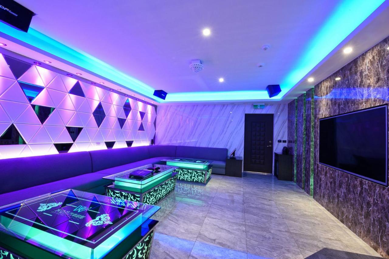 W3 Motel Luzhu Екстер'єр фото