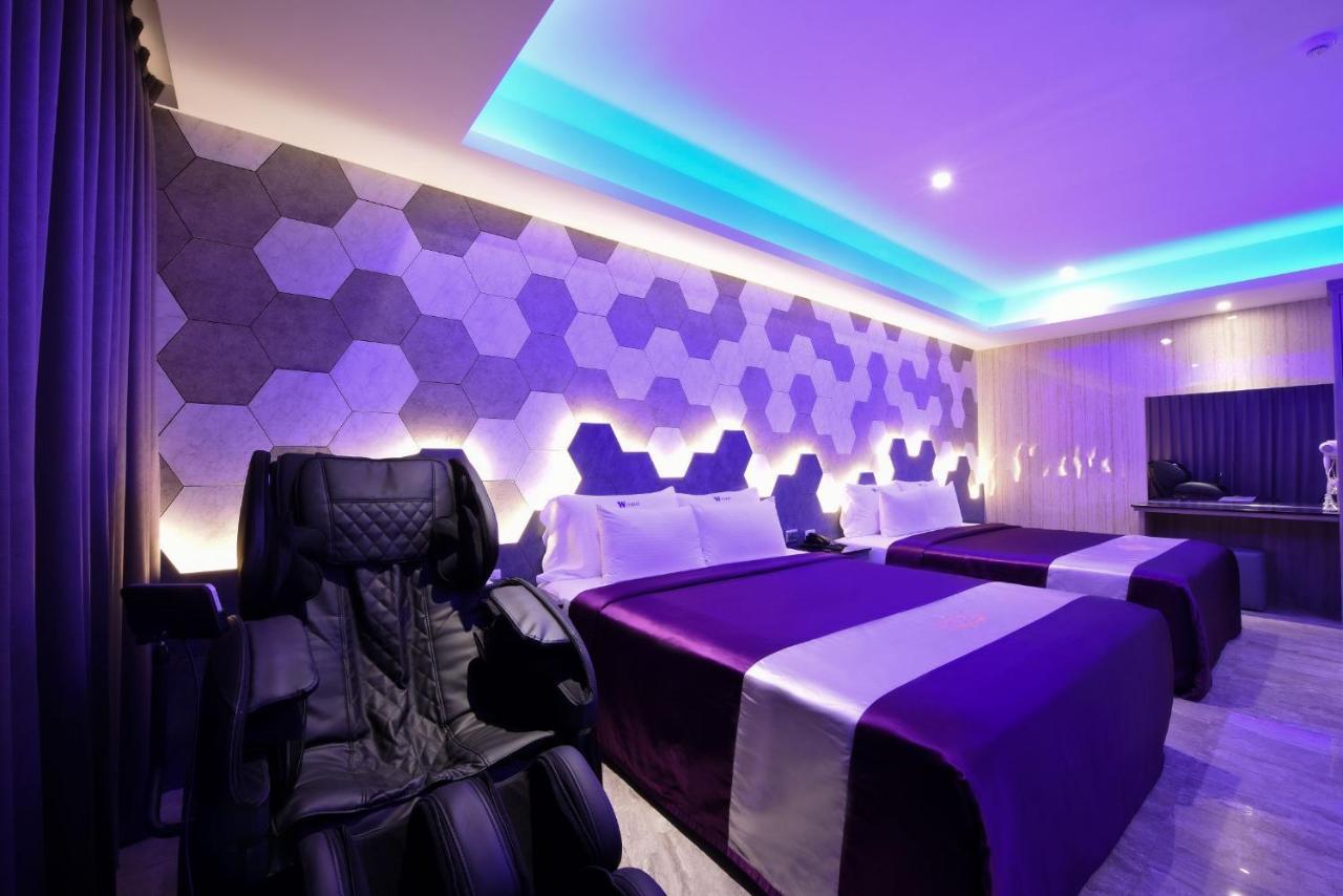 W3 Motel Luzhu Екстер'єр фото