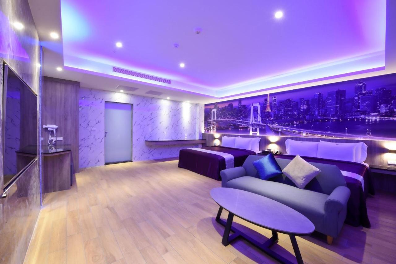 W3 Motel Luzhu Екстер'єр фото