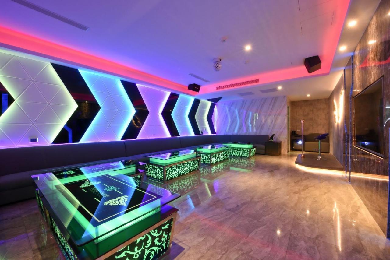 W3 Motel Luzhu Екстер'єр фото