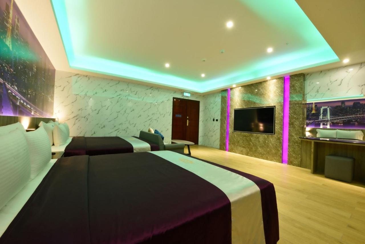 W3 Motel Luzhu Екстер'єр фото