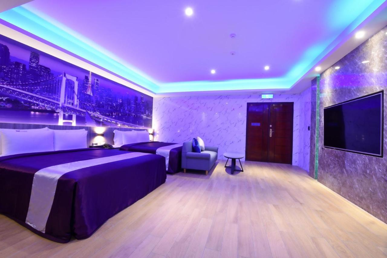 W3 Motel Luzhu Екстер'єр фото